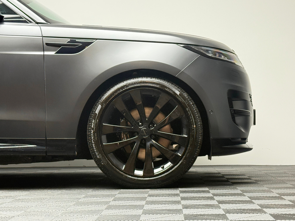 2026 Land Rover Range Rover Sport - image 9
