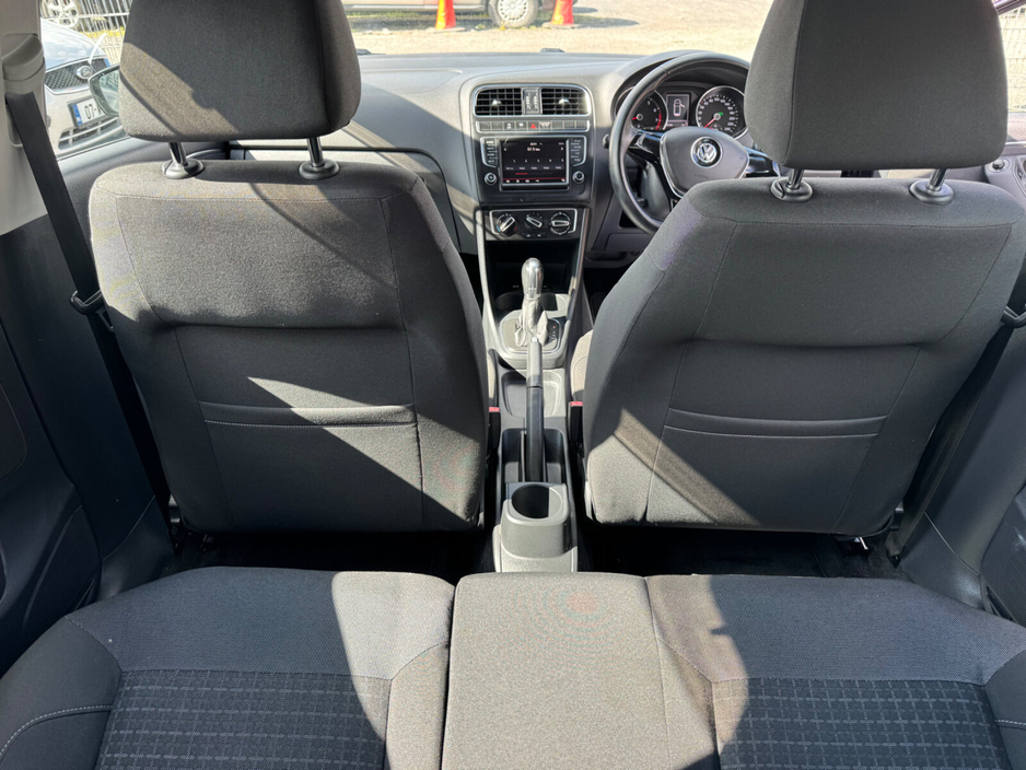 2015 Volkswagen Polo - image 7