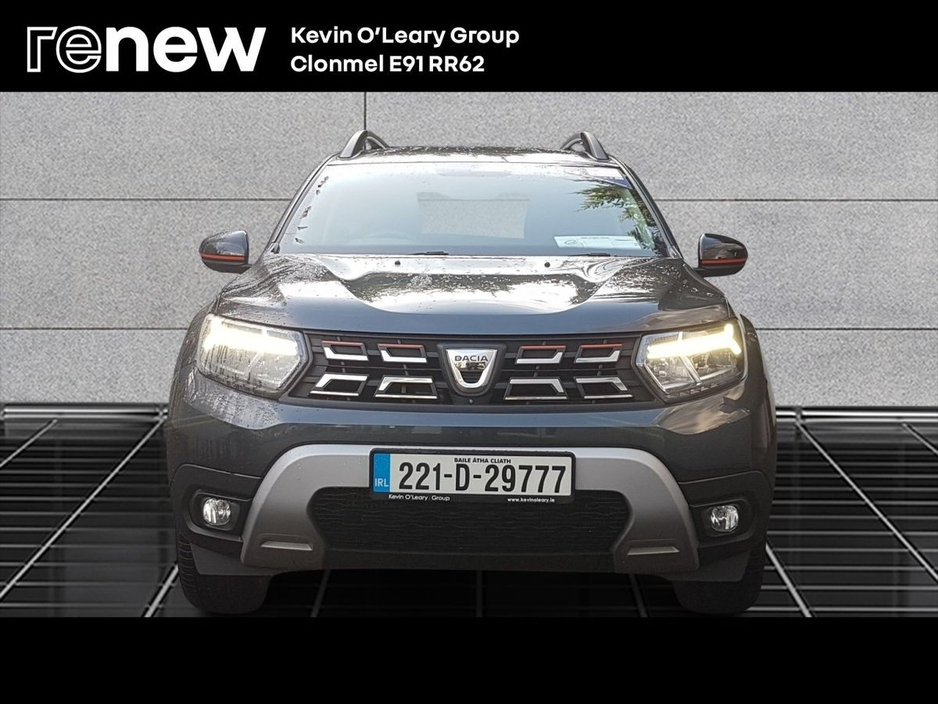 2022 Dacia Duster - image 8