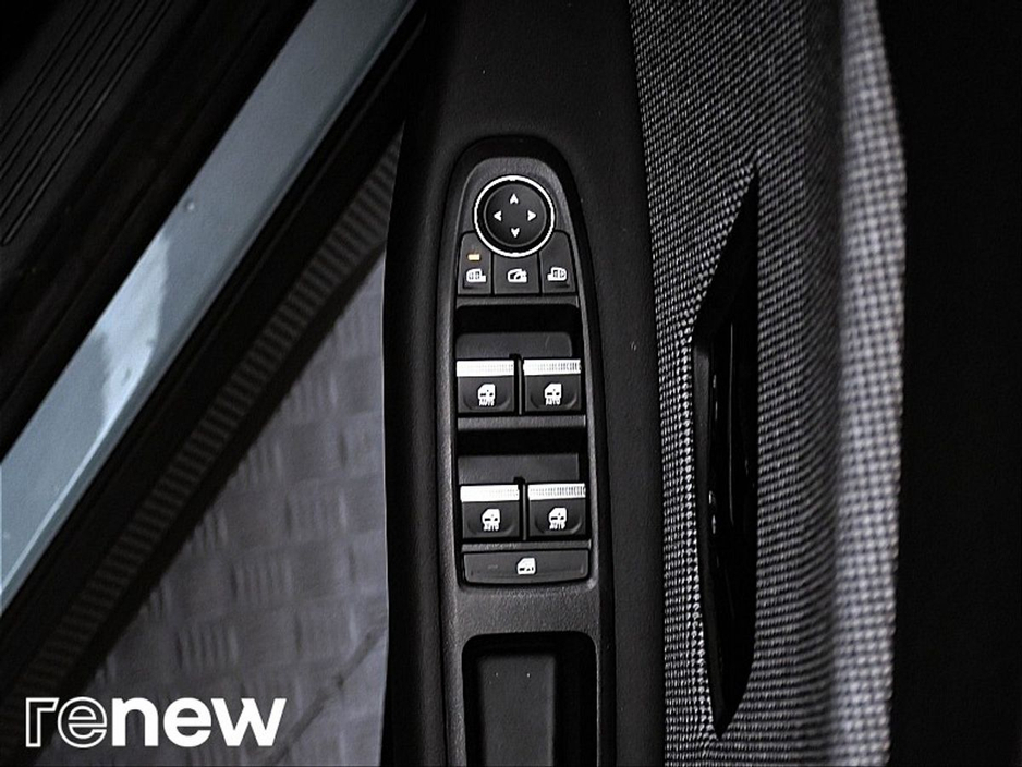 2026 Renault 4 techno 52kWh 150hp DEMO €37,145