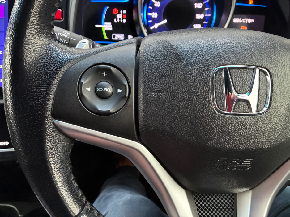 2016 Honda Fit DAA-GP5 €12,750