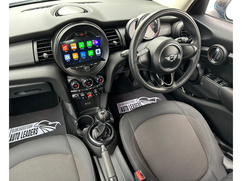 2017 MINI Cooper - image 14