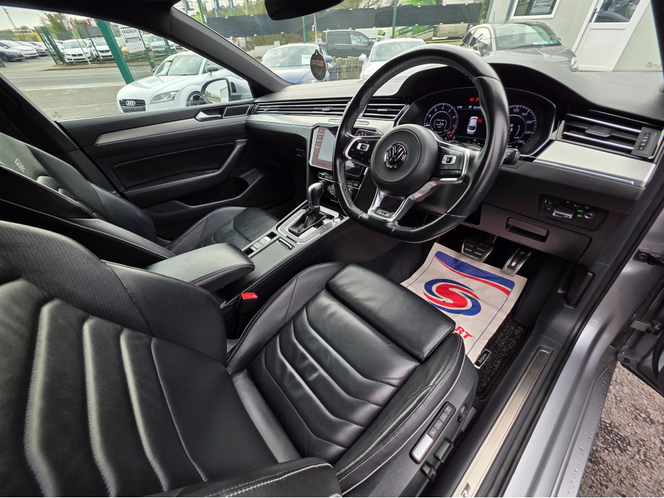 2017 Volkswagen Arteon - image 4