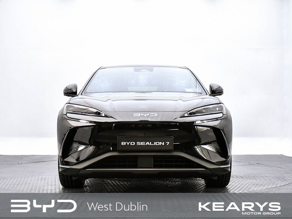 2026 BYD Sealion 7 - image 4