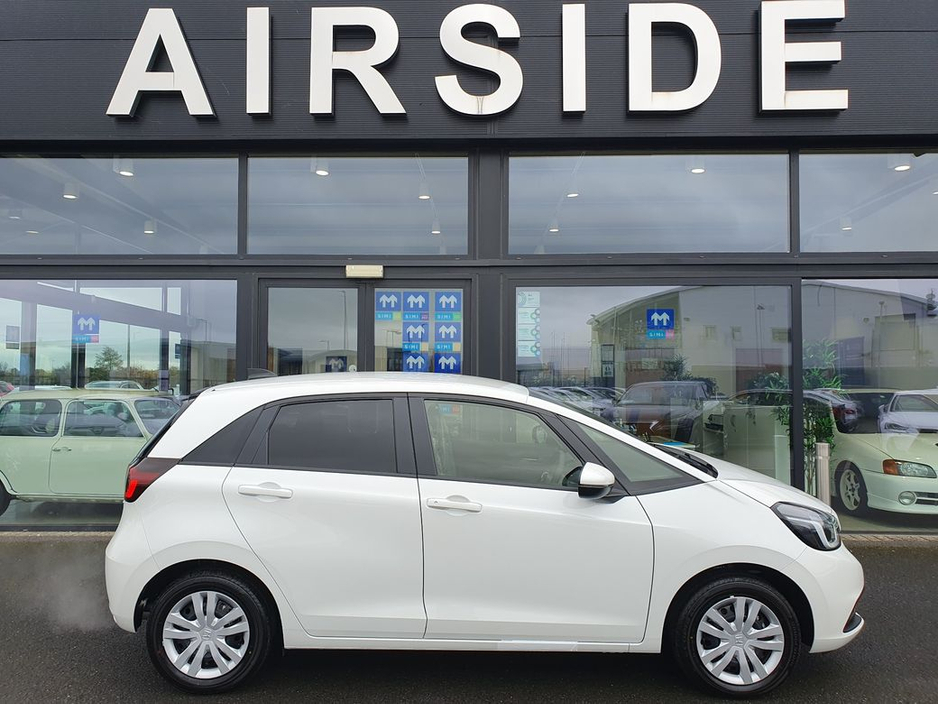 2025 Honda Jazz - image 26