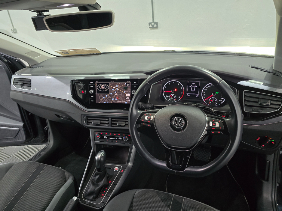 2020 Volkswagen Polo - image 6