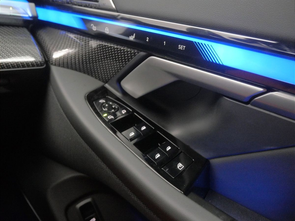 2025 BMW M5 Touring €139,900