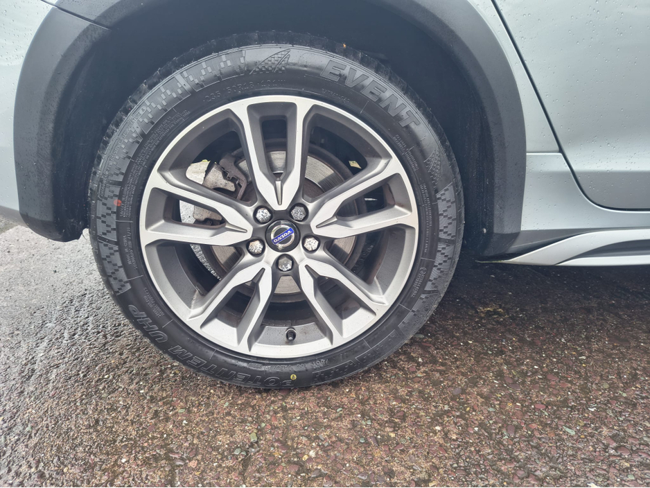 2017 Volvo V60 D3 SE LUXURY G'TRONIC 5DR AUTO CROSS COUNTRY €17,950