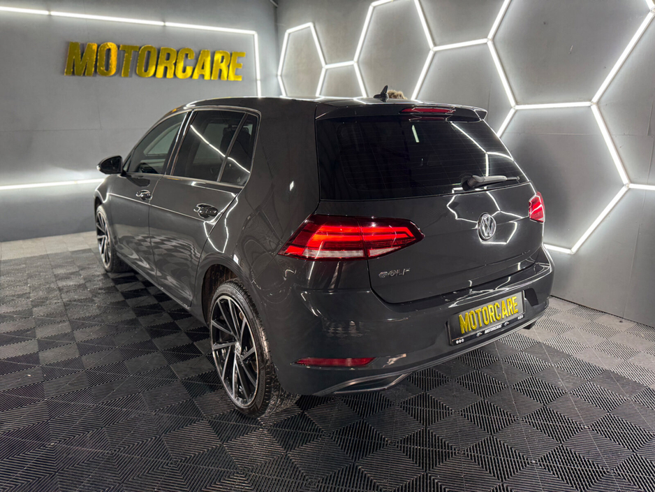 2019 Volkswagen Golf - image 9