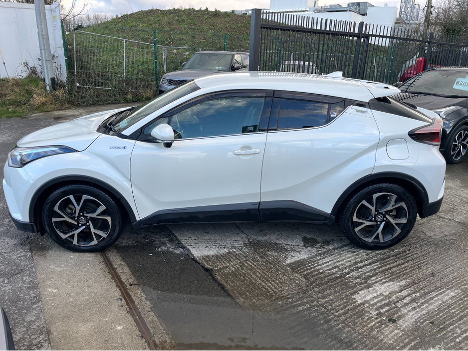 2017 Toyota C-HR 1.8 HYBRID AUTO LOW KM HIGH SPEC €16,950