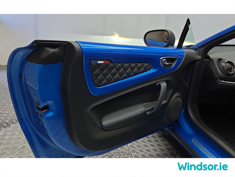 2025 Alpine A110 A110 2DR AUTO €84,995