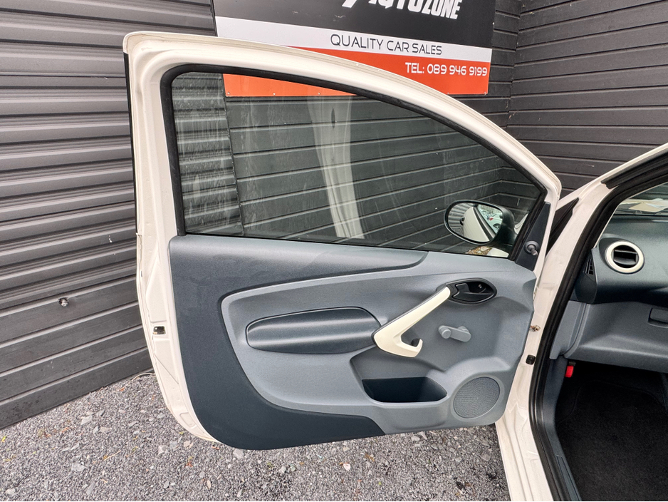 2014 Ford Ka 1.2 STUDIO 3DR €5,495