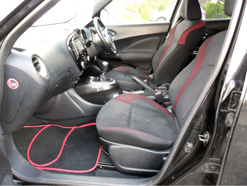 2013 Nissan Juke - image 11