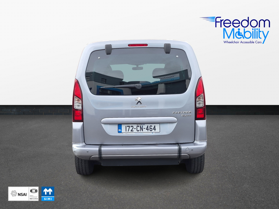 2017 Peugeot Partner - image 12