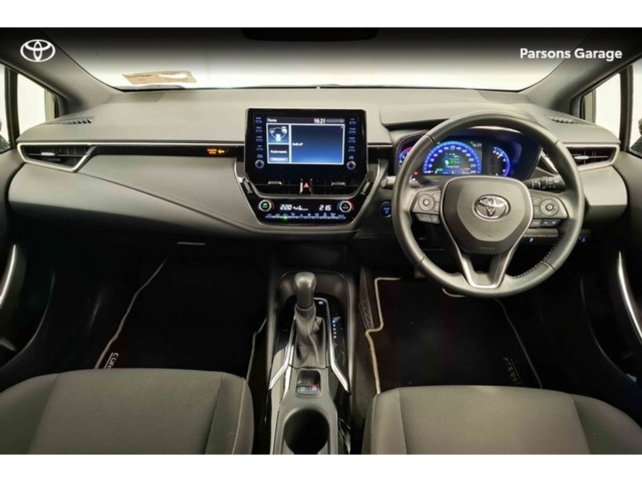 2022 Toyota Corolla - image 6