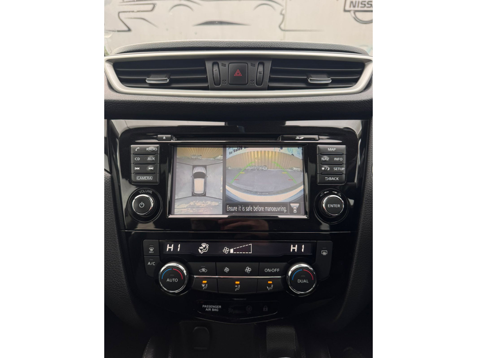 2017 Nissan Qashqai - image 25