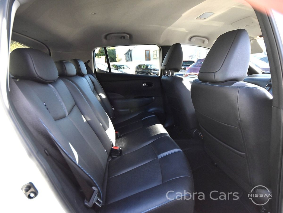 2024 Nissan Leaf - image 11