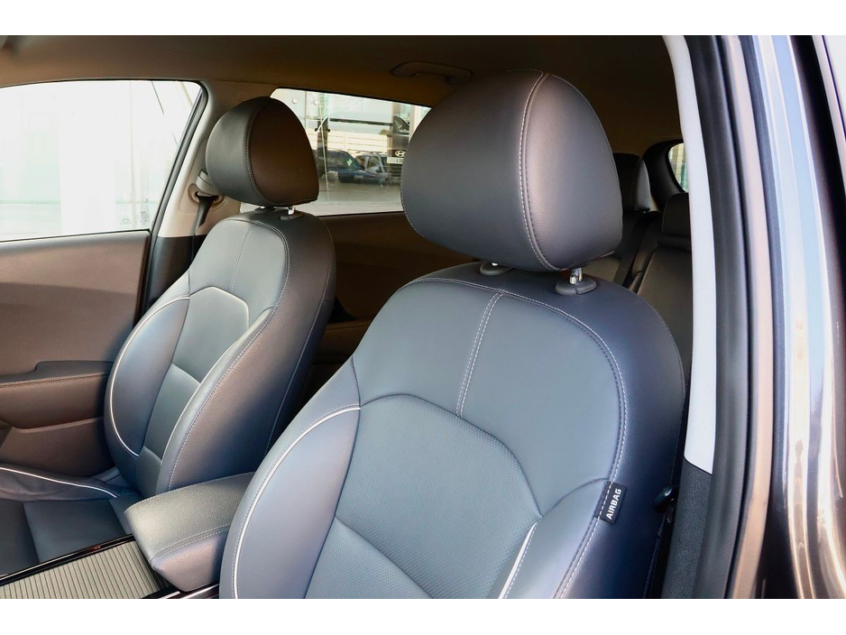 2019 Kia Niro - image 14
