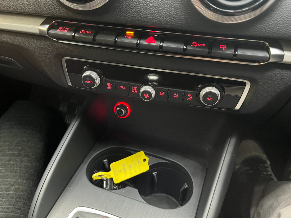 2015 Audi S3 - image 19