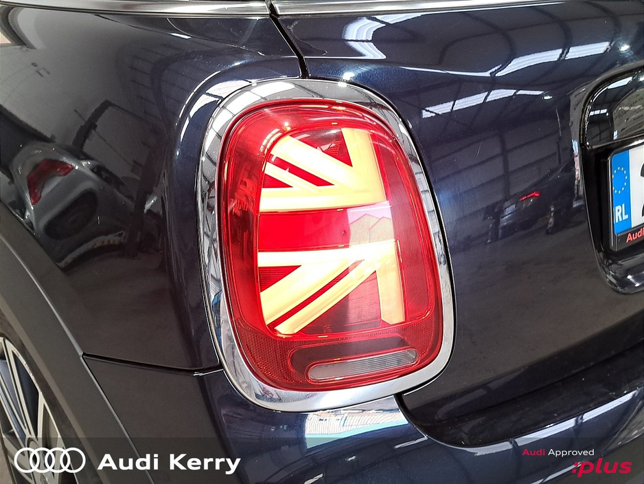 2022 MINI Cooper - image 27