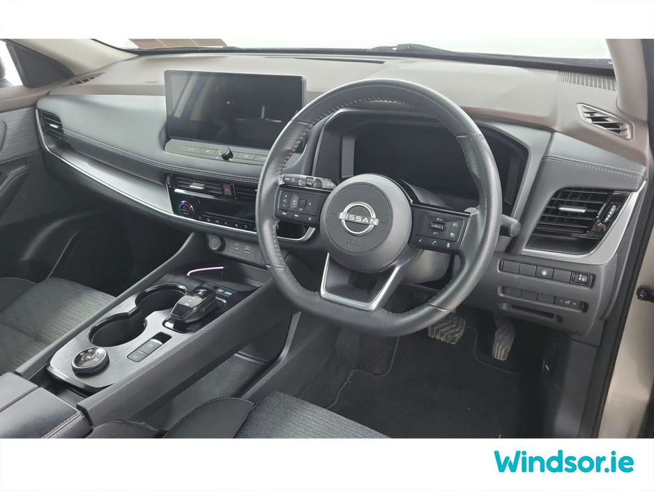 2025 Nissan X-Trail - image 10