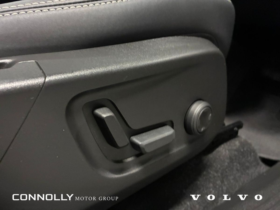 2023 Volvo XC40 BEV 231hp Ultimate €249pm €30,995