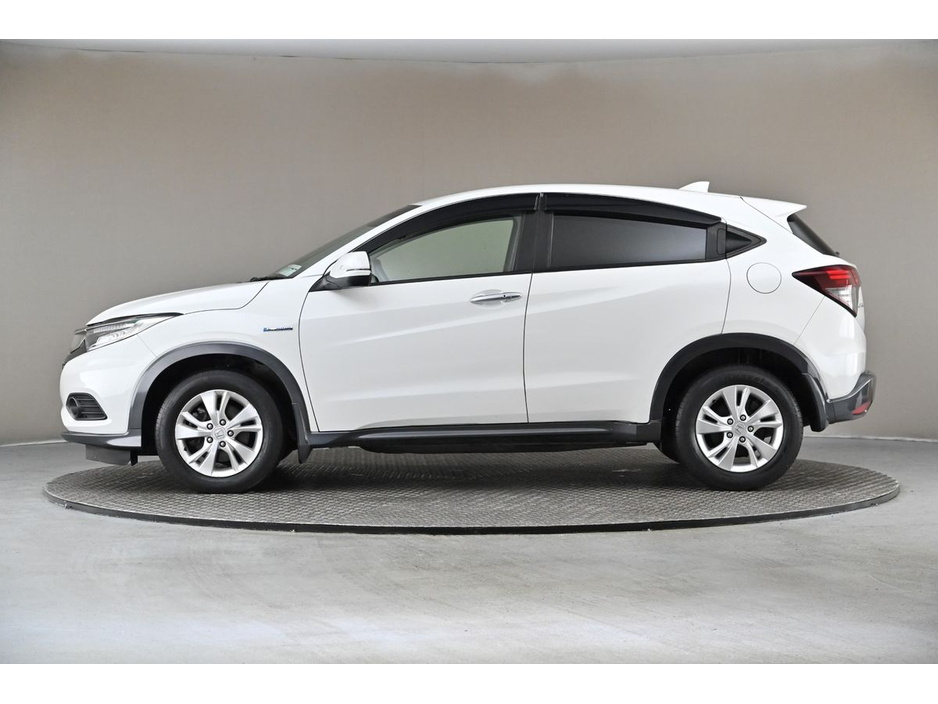 2019 Honda Vezel - image 11