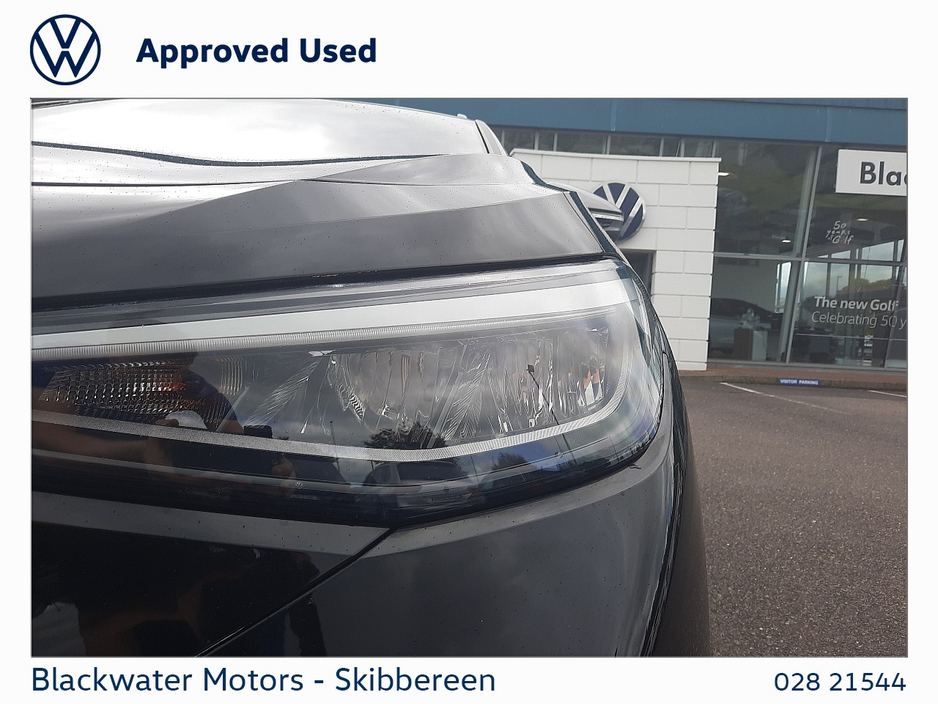 2023 Volkswagen ID.4 - image 20