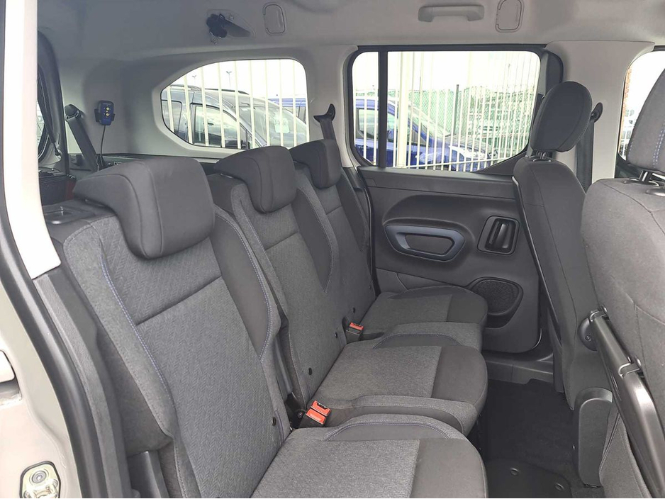 2026 Peugeot Rifter Allure Horizon RS/RS Plus/RE Wheelchair Accessible Taxi €61,950