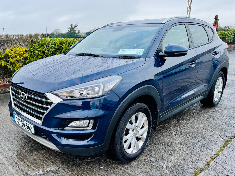 2020 Hyundai Tucson - image 2