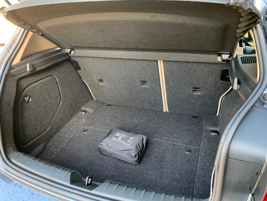 2018 BMW 1 Series 116D SE AUTOMATIC // GREAT CONDITION // FULL SERVICE HISTORY // LEATHER, SAT NAV AND PARKING SENSORS // €200 ROAD TAX //