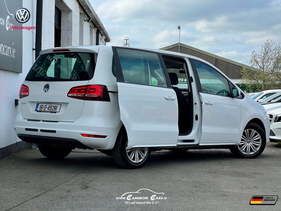 2016 Volkswagen Sharan - image 4
