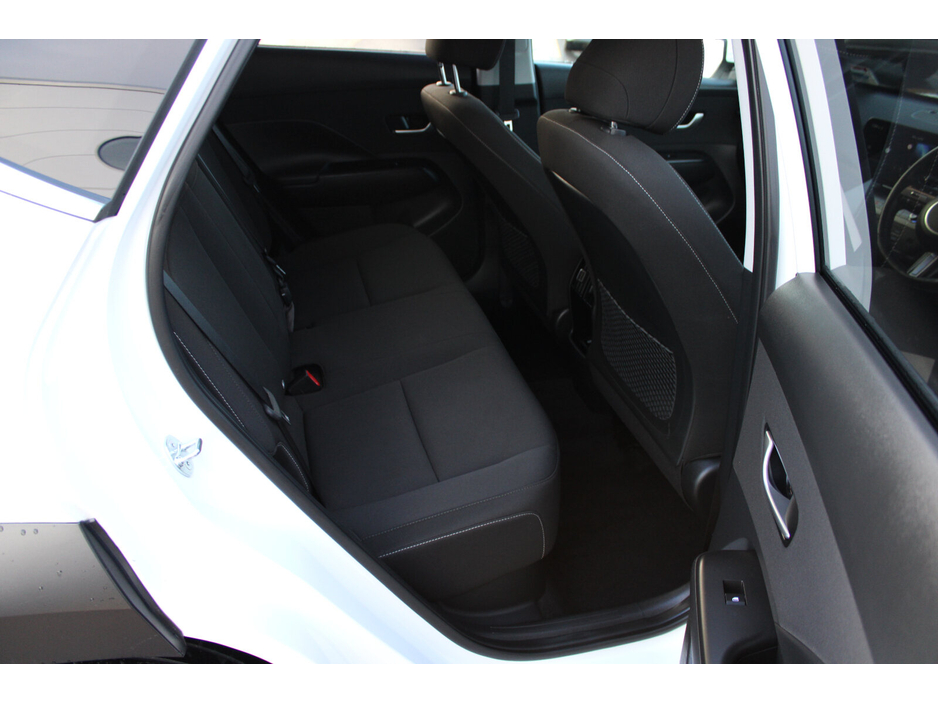 2024 Hyundai Kona 1.6 HYBRID Elegance Auto €32,950