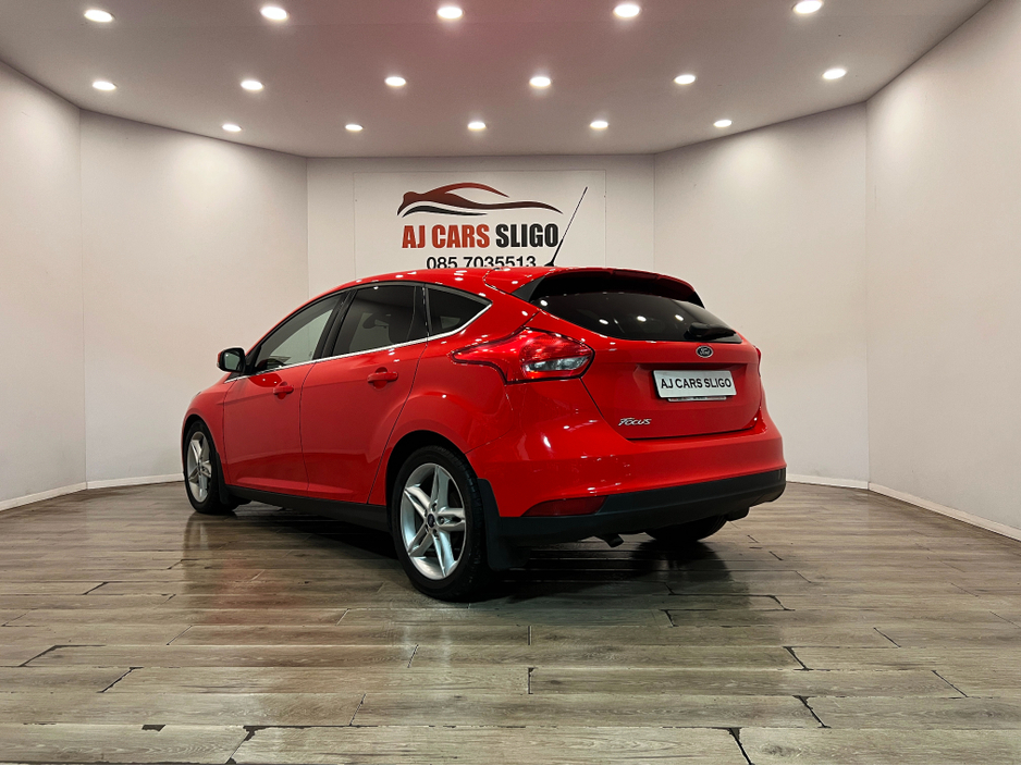 2015 Ford Focus 1.5 TDCI ZETEC 120PS 5DR €7,950