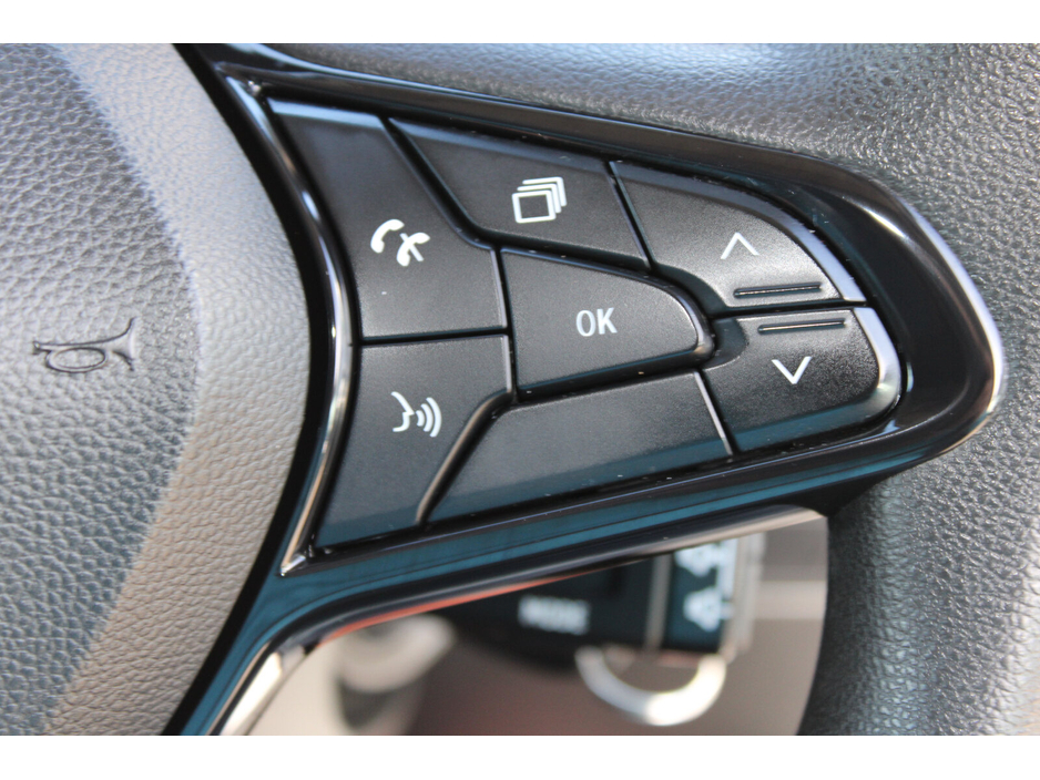 2023 Renault Kangoo - image 23