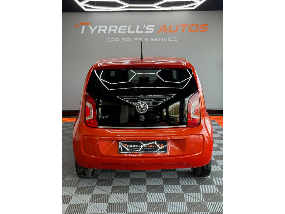 2014 Volkswagen up! - image 7