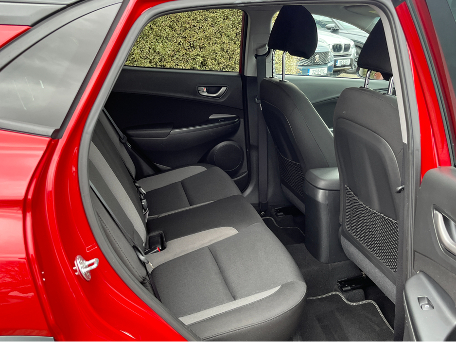 2018 Hyundai Kona - image 9