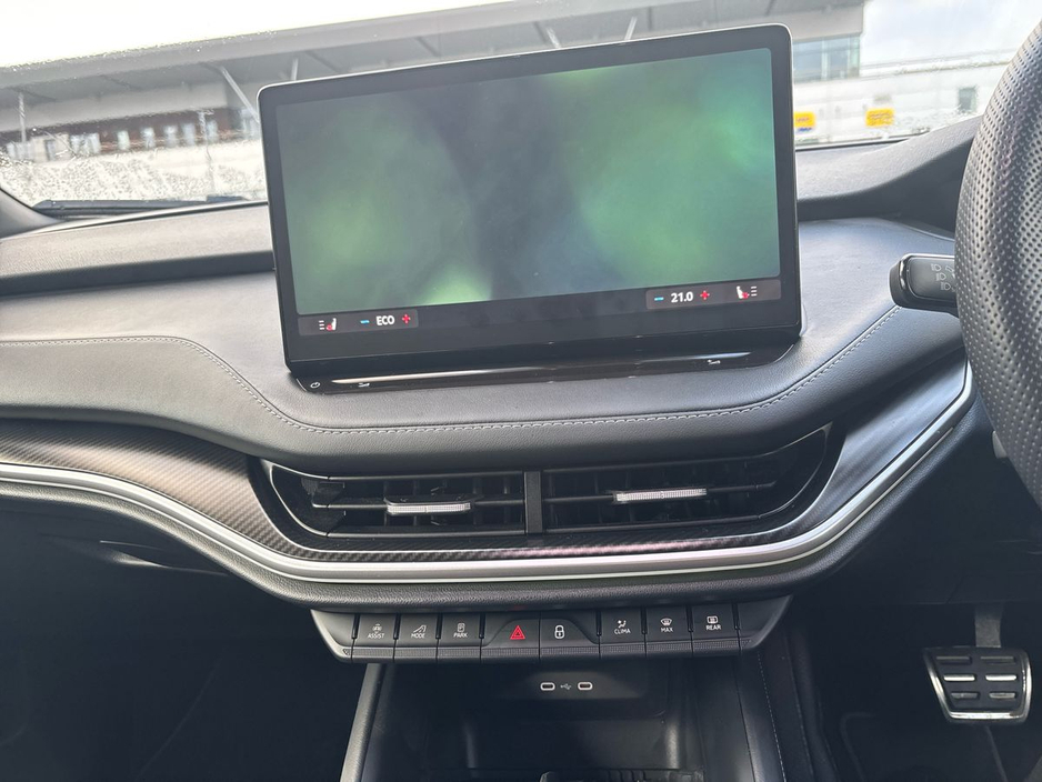 2025 Skoda Elroq - image 8