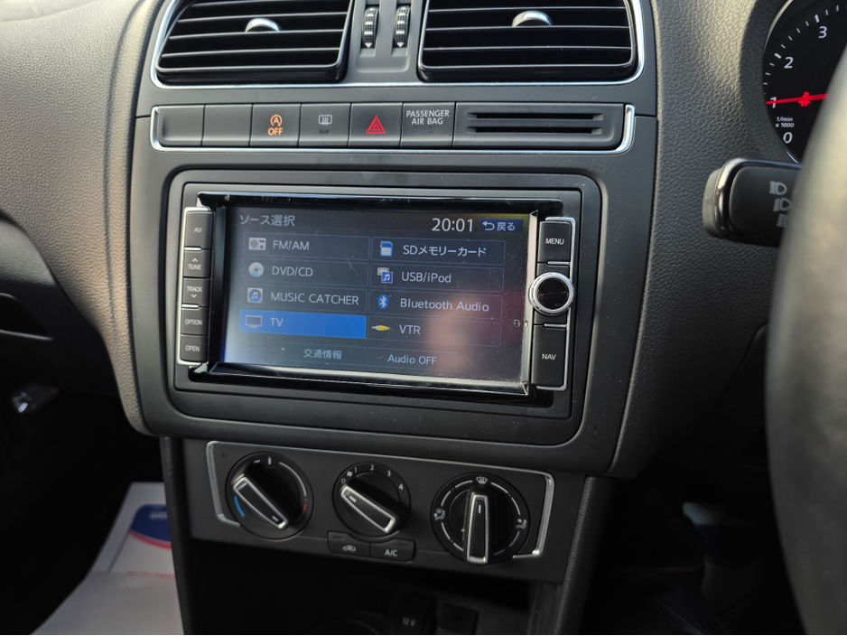 2016 Volkswagen Polo ONLY 18,500KM ! 1.2 TSI  REV CAMERA LOW TAX BAND €13,750