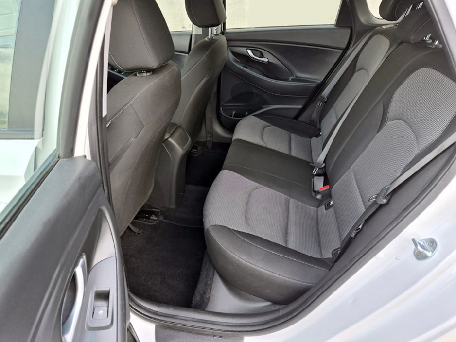 2019 Hyundai i30 - image 9