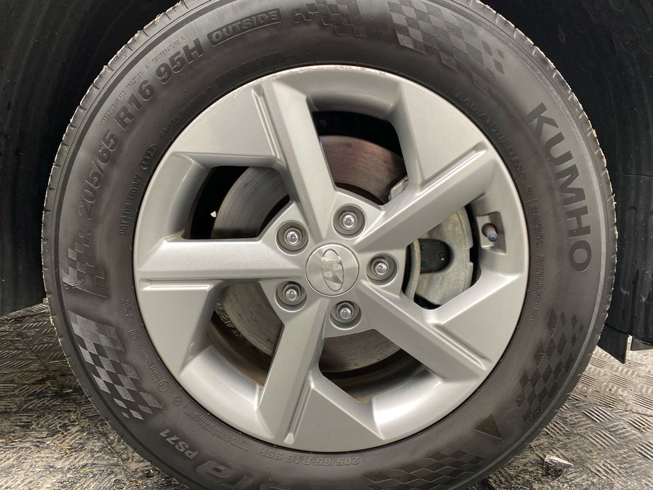 2024 Hyundai Kona 1.6 HYBRID Signature Auto €25,995