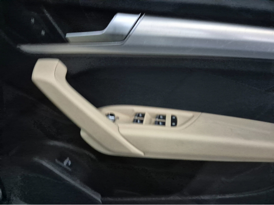 2018 Audi Q5 - image 14