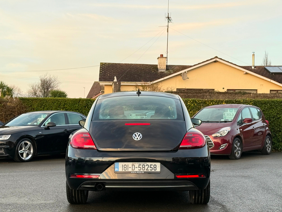 2018 Volkswagen Beetle - image 6