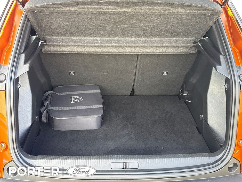 2023 Peugeot 2008 - image 21