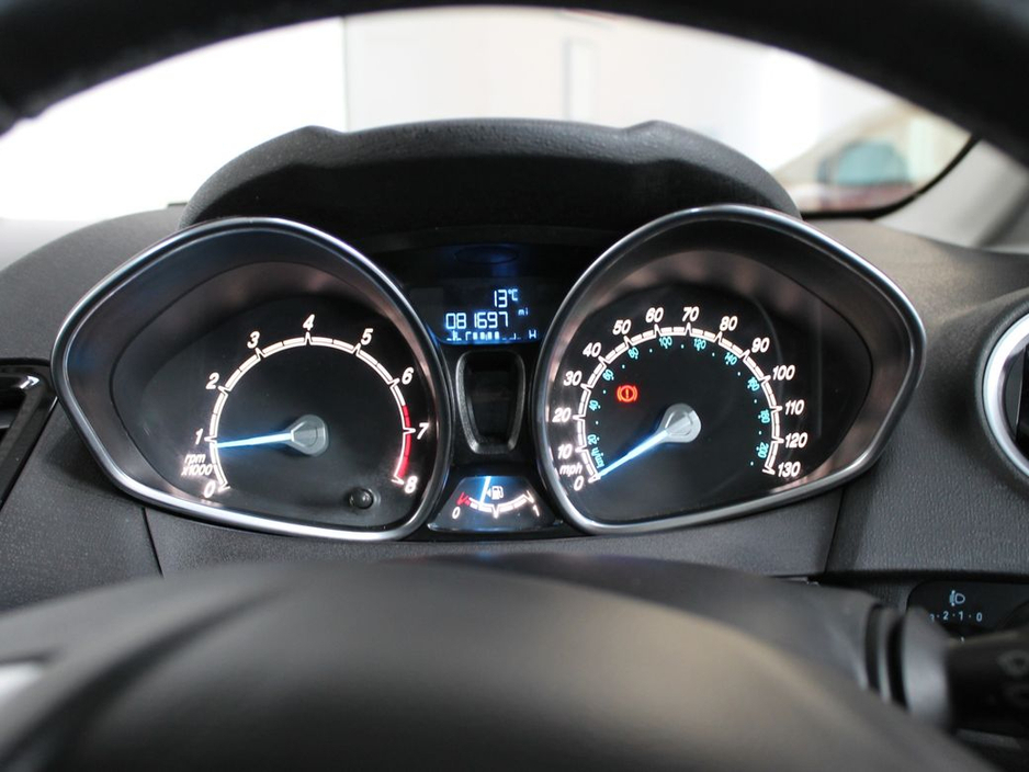 2014 Ford Fiesta 1.25 Zetec 82PS 3DR €7,999