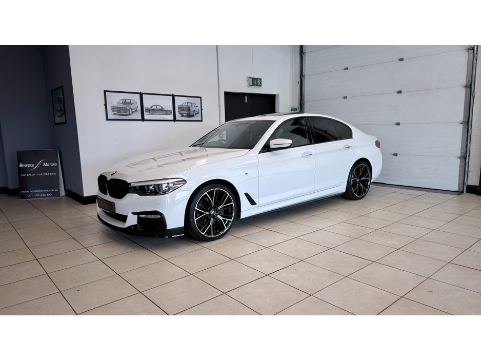 2018 BMW 5 Series - image 7