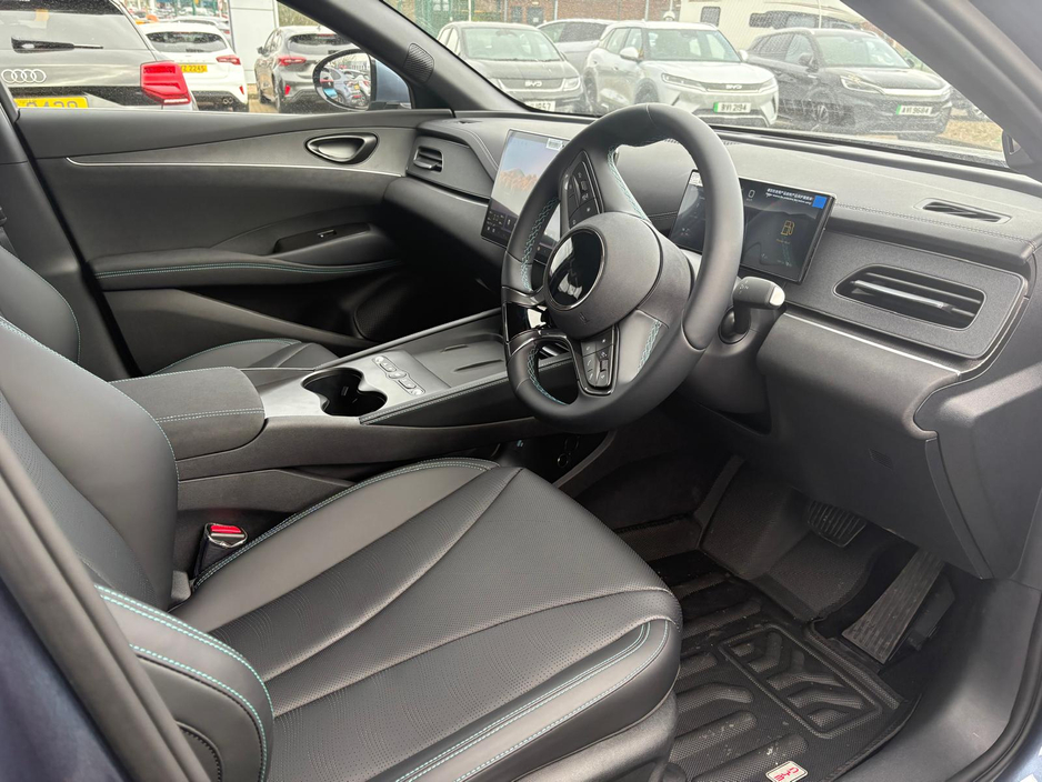 2026 BYD Seal 6 - image 6