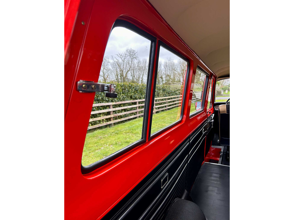 1976 Ford Transit Custom Kombi - image 30