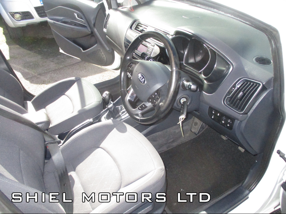 2016 Kia Rio - image 16