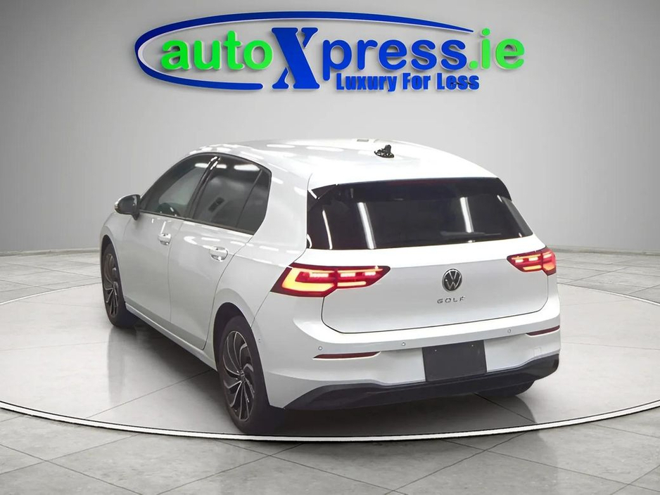 2022 Volkswagen Golf 2.0 TDI Active Automatic, Low mileage €29,995